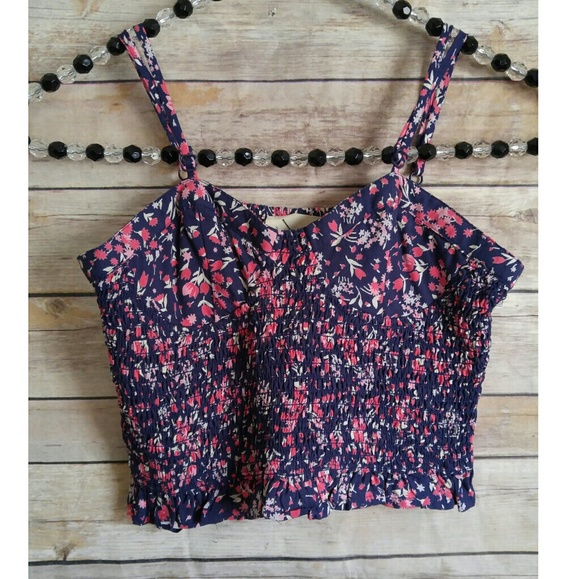 Pins & Needles Tops - Pins and Needles Urban Outfitters Halter Top